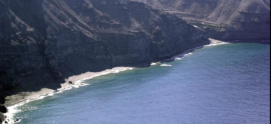 Playa de Güi Güi + Ongerepte stranden van Gran Canaria