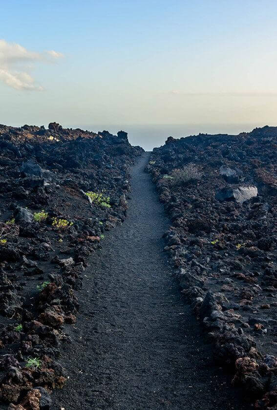 Monumento Natural Volcanes de Teneguía. La Palma.