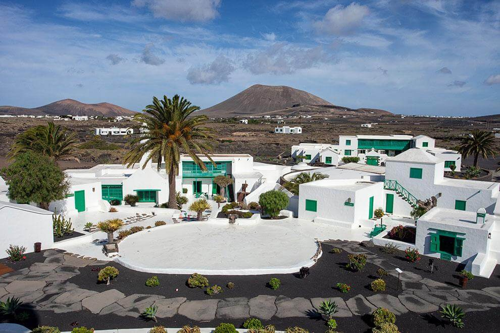 Casa-Museo del Campesino en het Monument van de Vruchtbaarheid