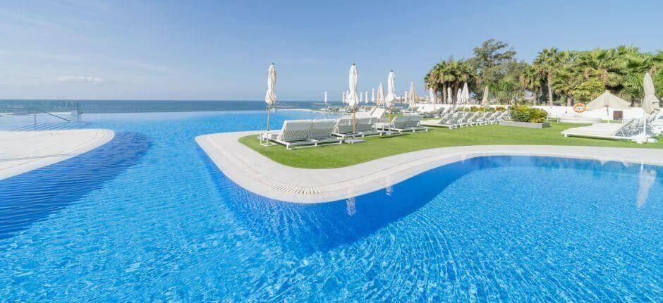 Perchel Beach Club | Hallo Canarische Eilanden