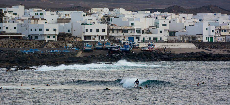 Surfen in de linkse van La Santa Surfspots op Lanzarote