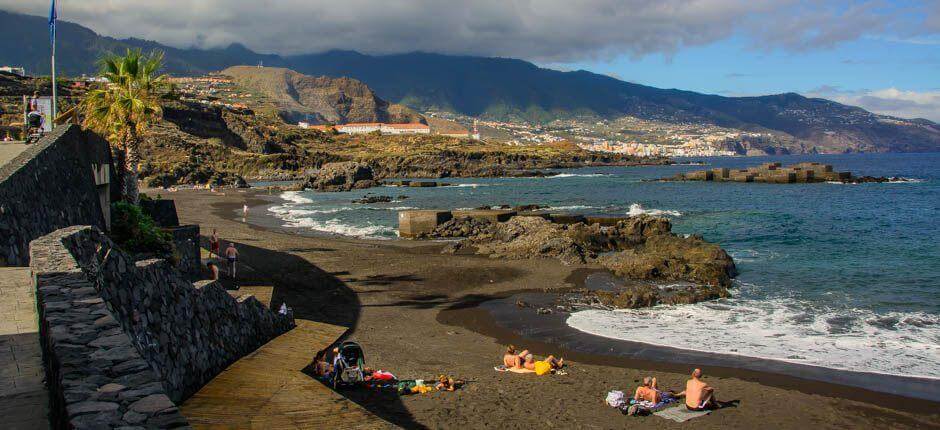 Playa de Los Cancajos Populaire stranden in La Palma