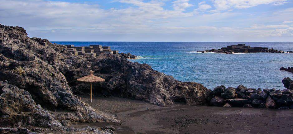 Playa de Los Cancajos Populaire stranden in La Palma