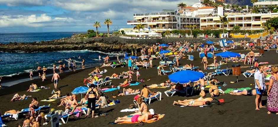 Playa de La Arena Populaire stranden in Tenerife   
